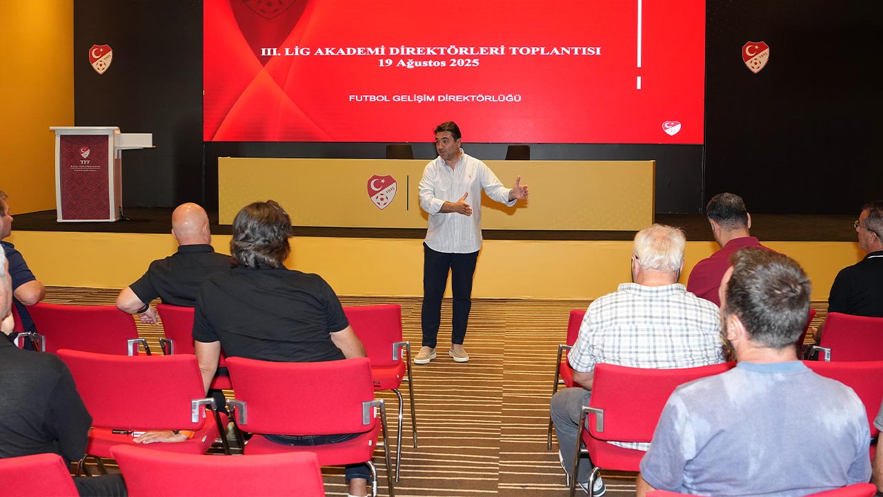 Yalova Grup Kulup Akademi Direktor Toplanti (3)