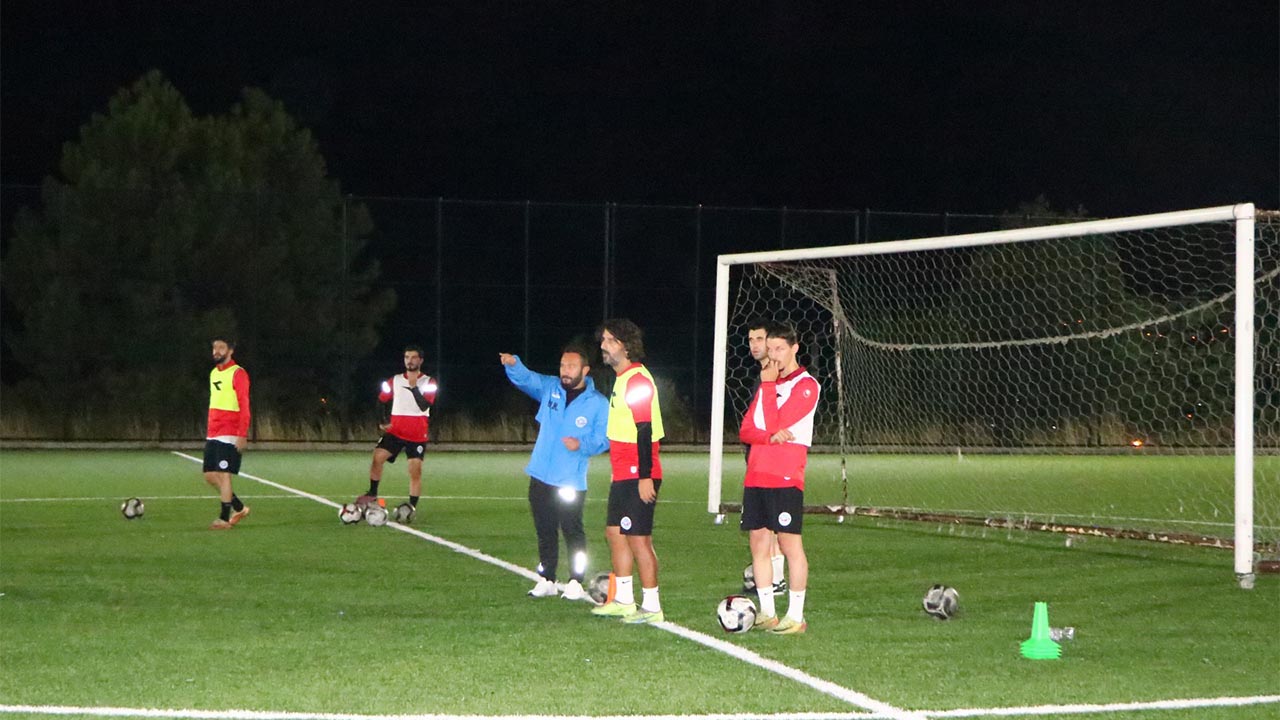 Çiftlikköy Belediyespor’da Antrenmanlar Başladı (2)