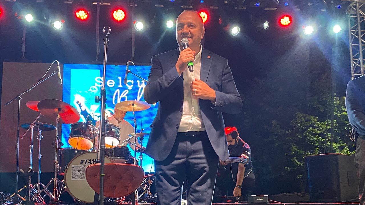 Çınarcık Hamsi Festivaliyle Şenlendi (1)