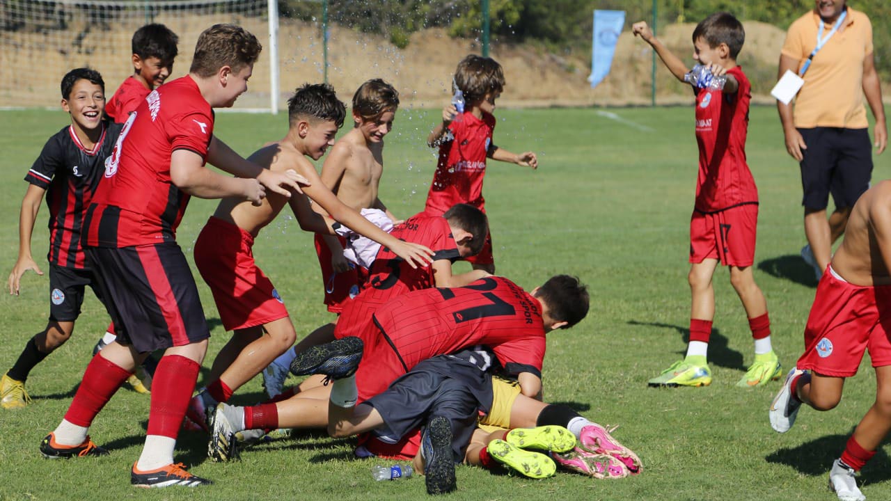 Junior Cup (1)