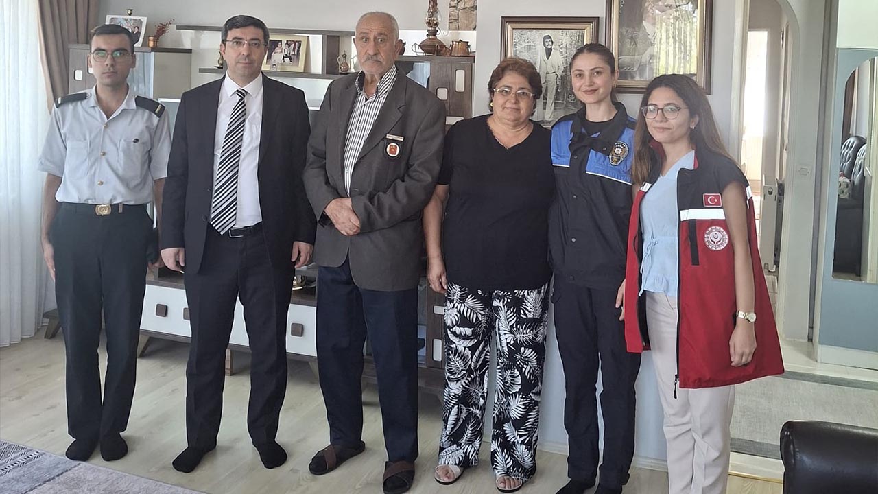 Kahraman Gaziler Evlerinde Ziyaret Edildi (4)