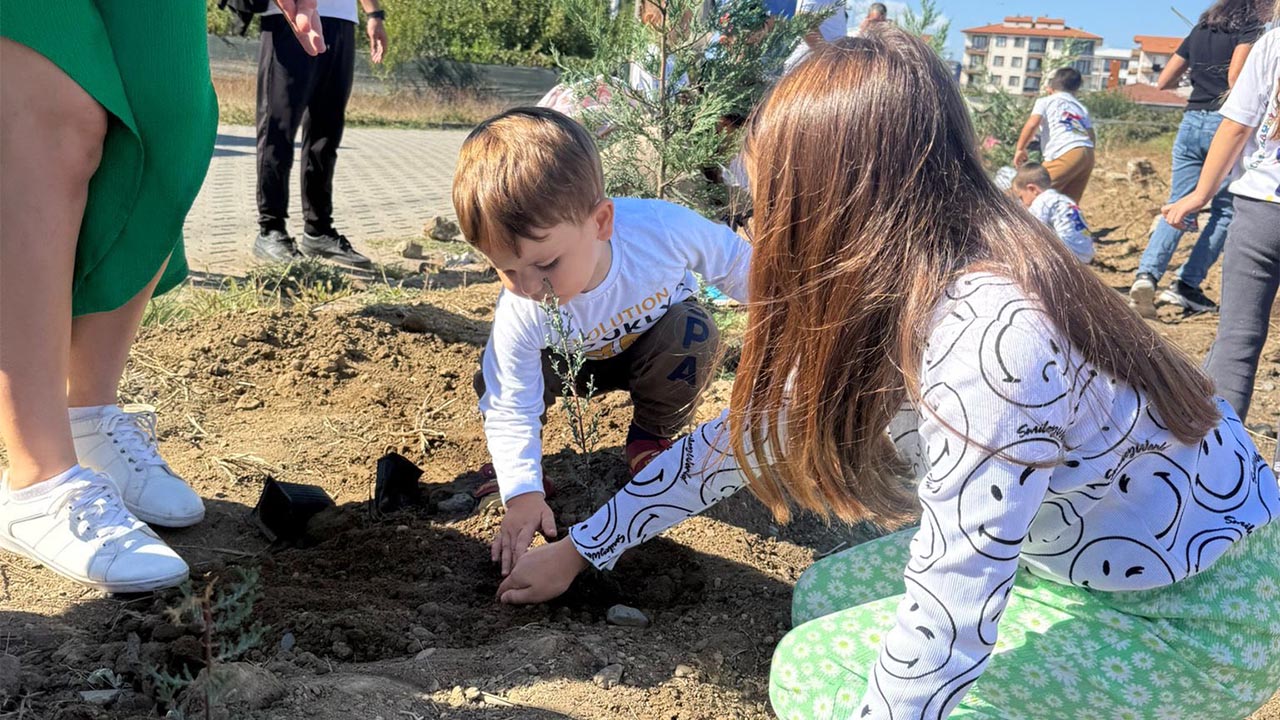 Kaytazdere’de Minik Eller Geleceğe Nefes Oldu (3)