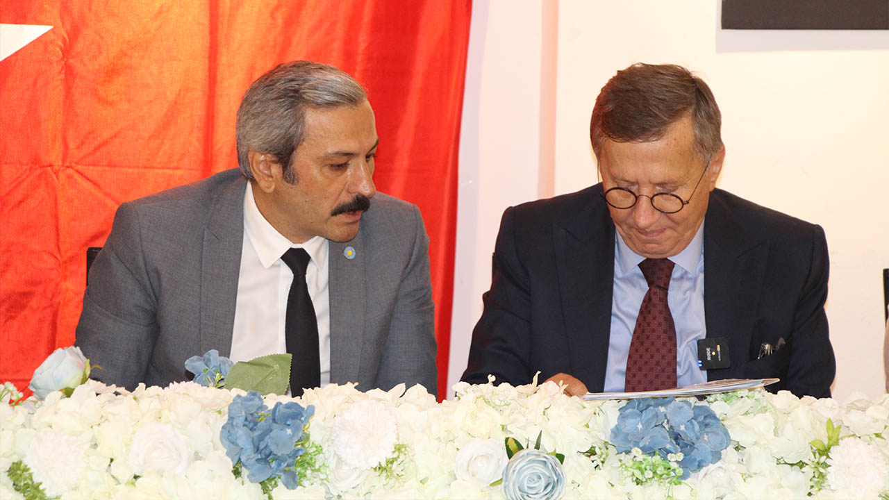 Yalova Iyi Parti Heyet Basin Mensubu Bulusma Program (1)-1