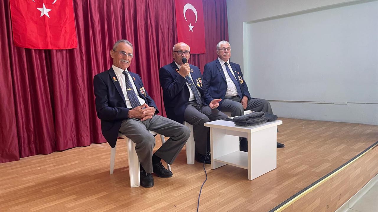 Öğrenciler, Gazilerden Kahramanlık Hikâyeleri Dinledi (3)
