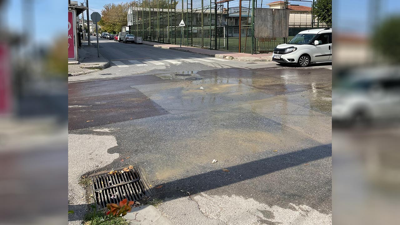 Rögar Taştı, Sokak Sular Altında Kaldı (4)
