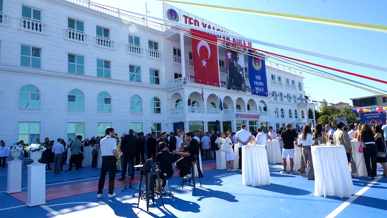 Ted Yalova Kolejinden Görkemli Açılış (8)