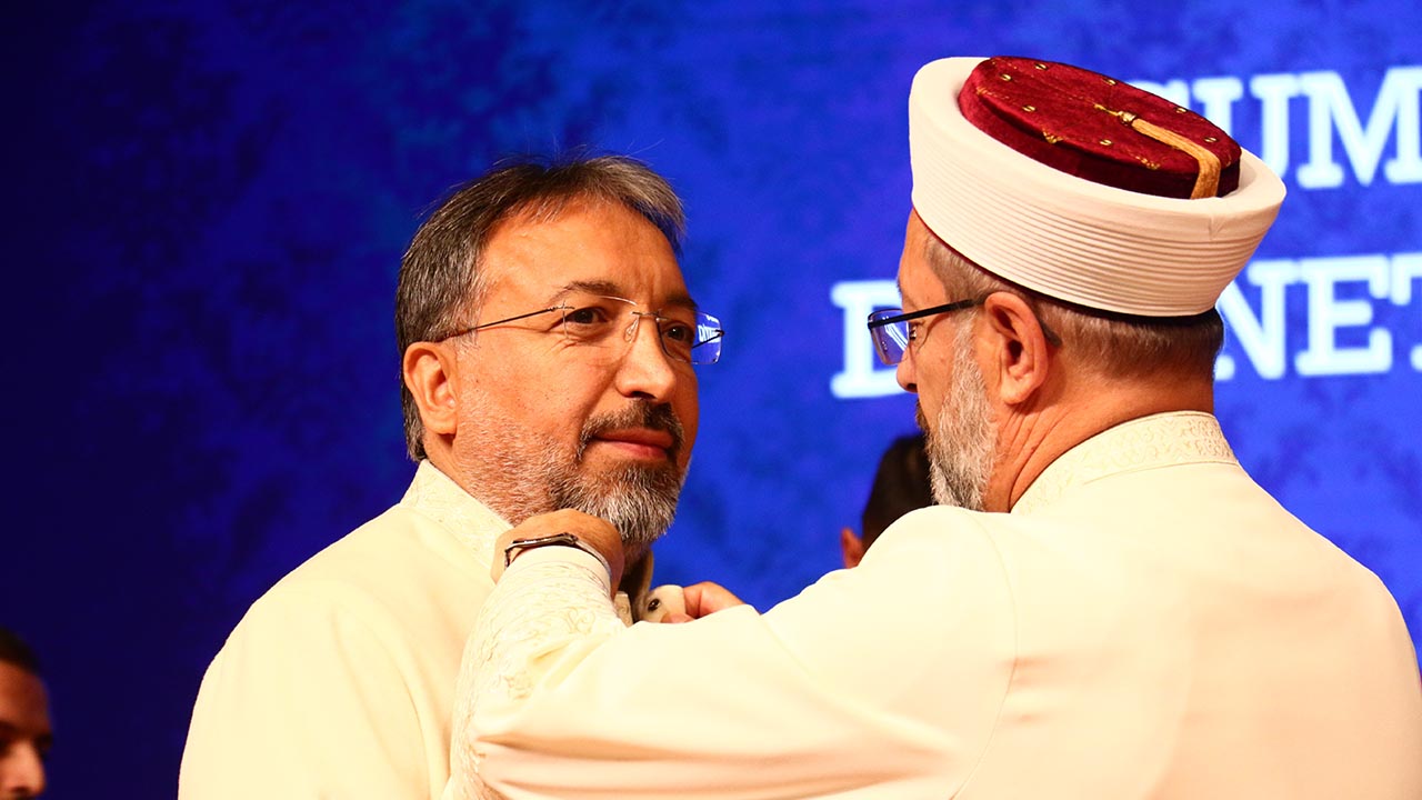 Türkiye Diyanet Işleri Başkan Adı (1)