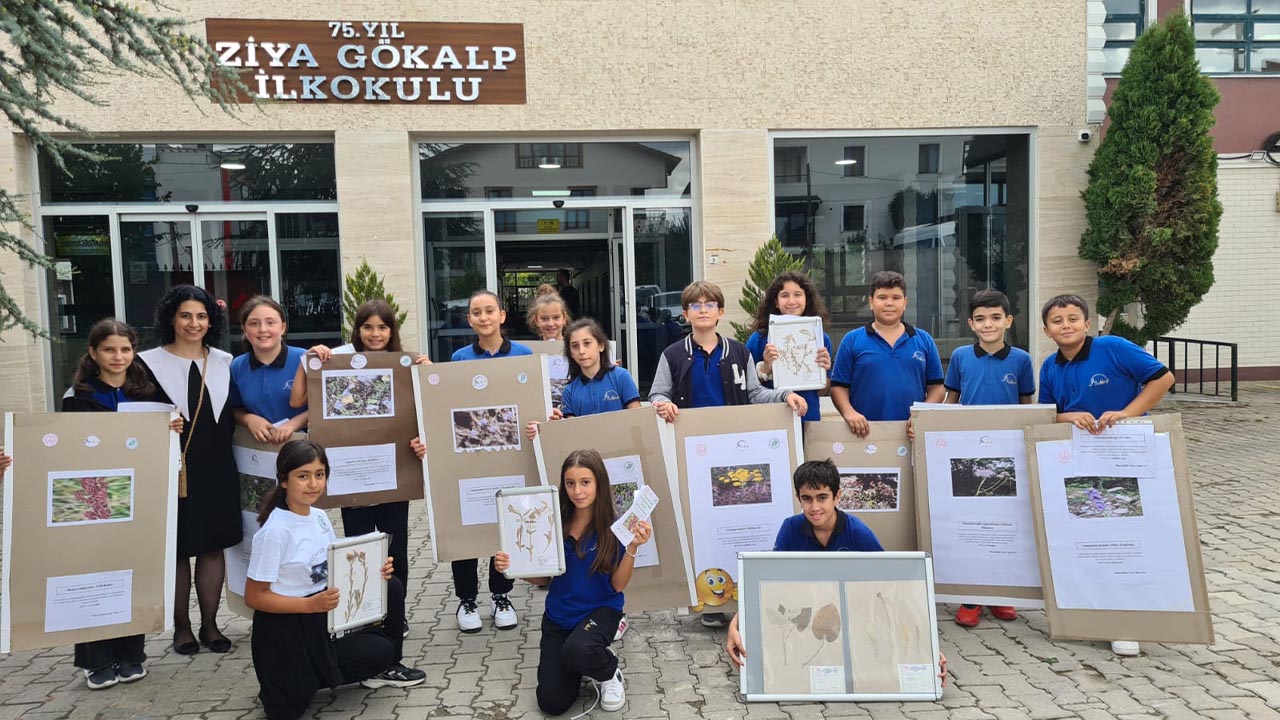 Yalova Mehmet Akif Ortaokul Sergi Ogrenci Kultur (5)