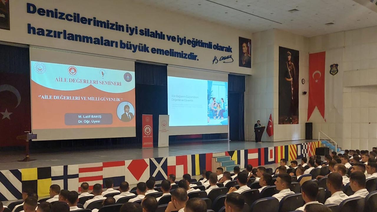 Yalova Aile Sosyal Hizmet Il Mudurluk Deniz Astsubay Myo Universite Degerler Seminer (3)