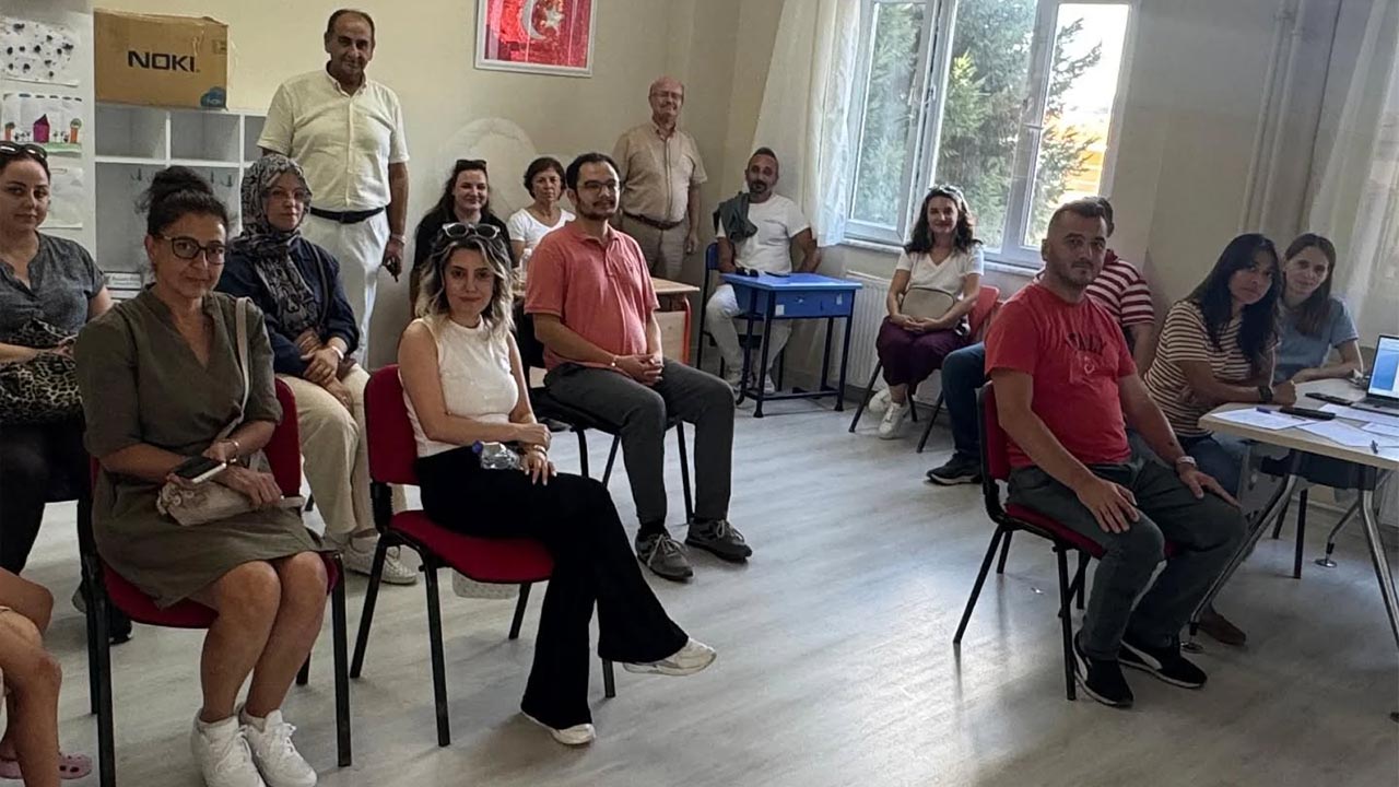 Yalova Altinova Zumre Toplanti Lise (5)