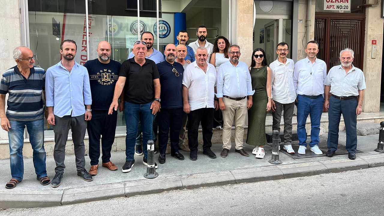 Yalova Anahtar Parti Il Baskanlik Hemseri Dernekleri Ziyaret (2)