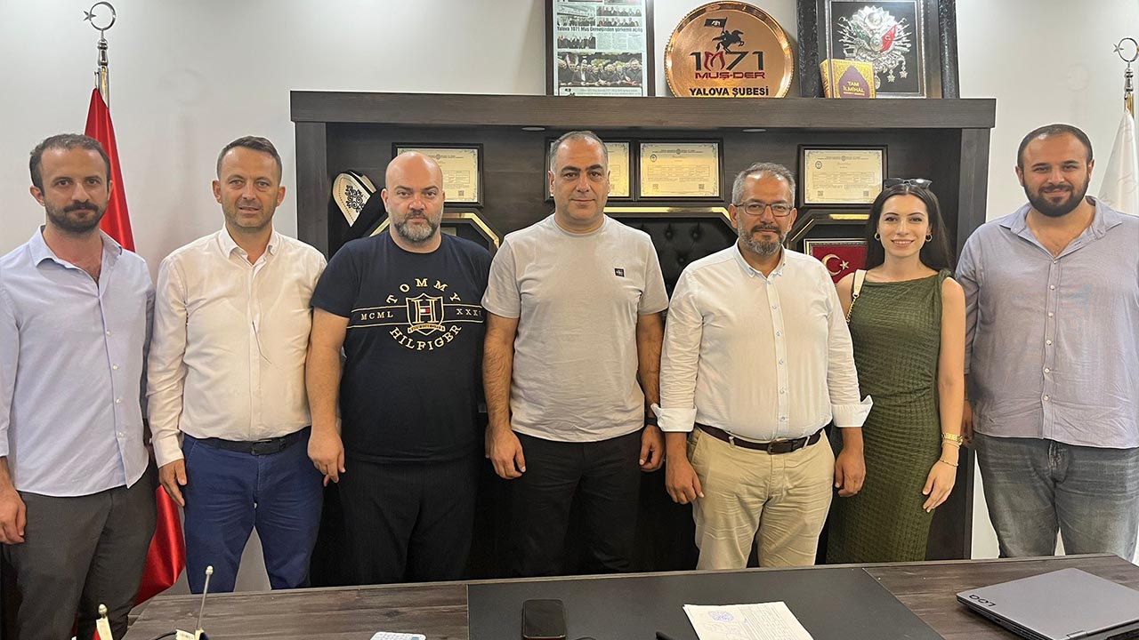 Yalova Anahtar Parti Il Baskanlik Hemseri Dernekleri Ziyaret (3)