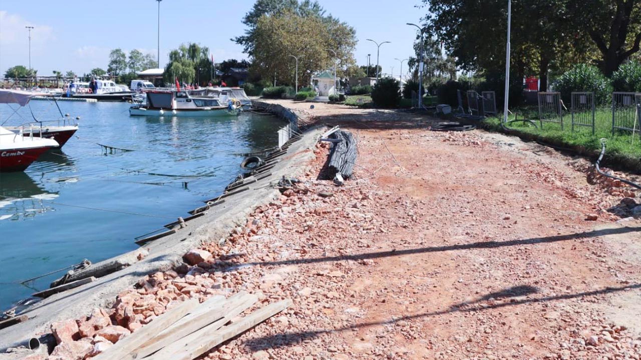 Yalova Bad Godesberg Parki Calismalar Devam Ediyor (2)