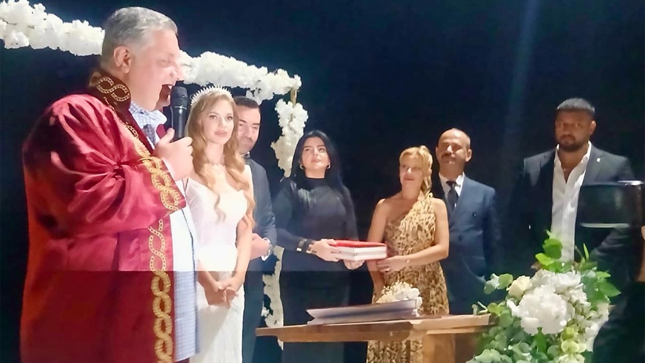 Yalova Baskan Gurel 11 Ciftin Nikahini Kiydi (4)