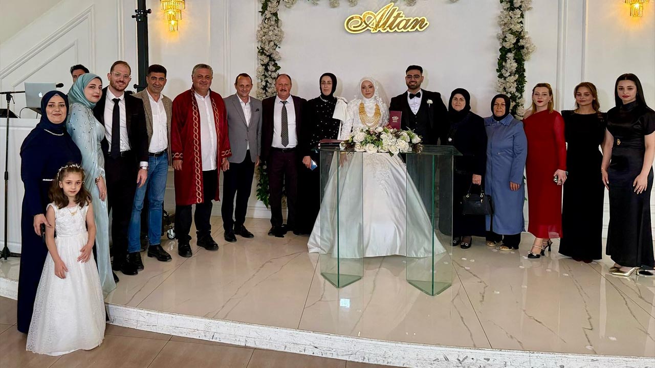 Yalova Baskan Gurel 11 Ciftin Nikahini Kiydi (5)