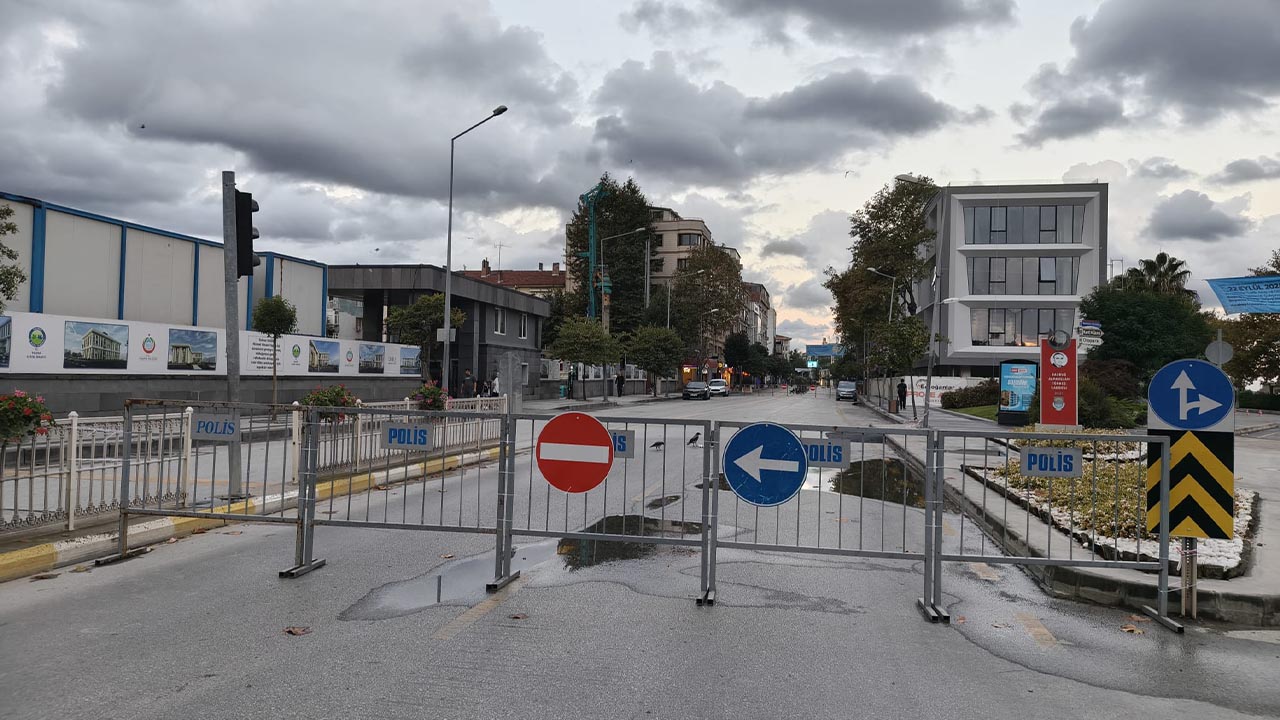 Yalova Belediye Avrupa Hareketlilik Hafta Merke Arac Trafik Kapama Yaya Bisiklet Esnaf Vatandas Uygulama (8)