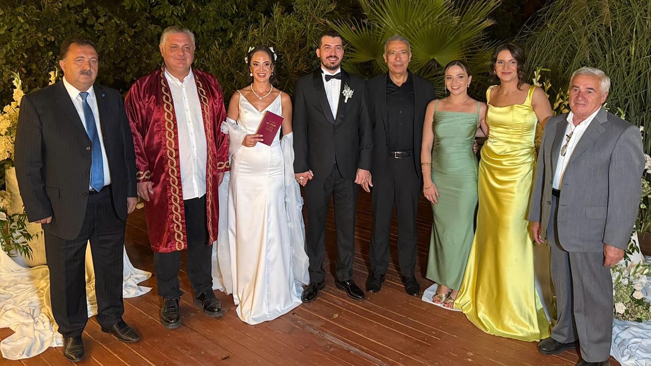 Yalova Belediye Baskan Hafta Sonu Mesai Genc Ciftler Nikah Toren (2)