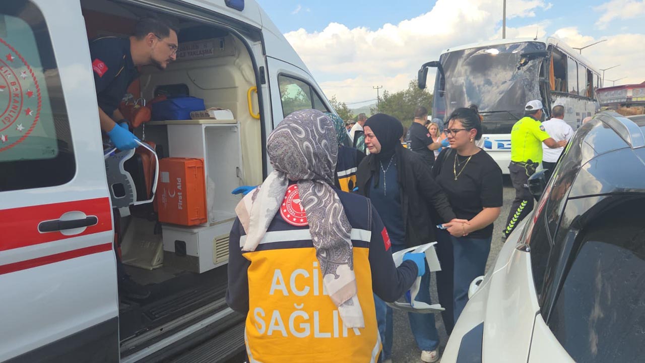 Yalova Bursa Orhangazi Supurgelik Yolcu Otobus Tir Trafik Kaza Yarali (4)