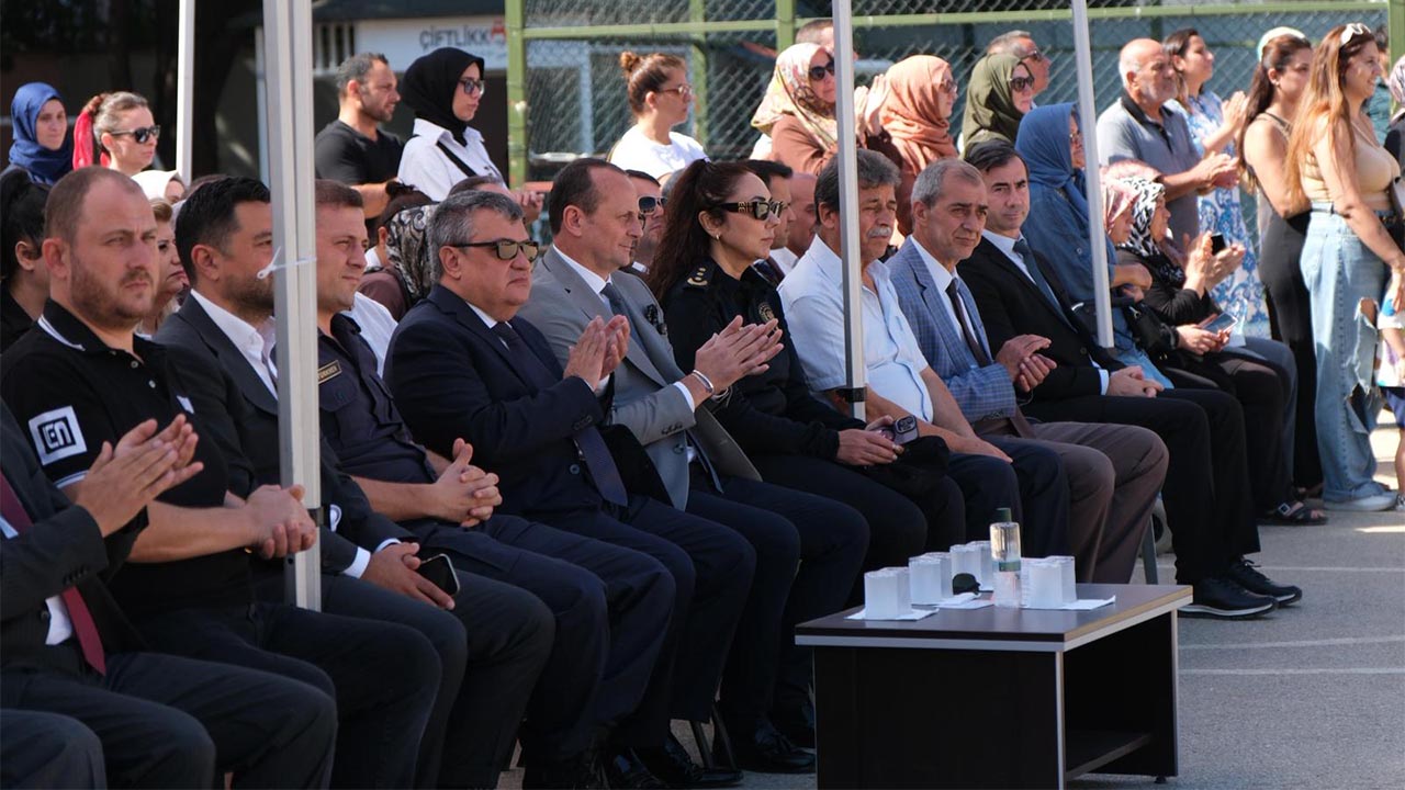 Yalova Ciftlikkoy Ilkogretim Hafta Acilis Program (1)