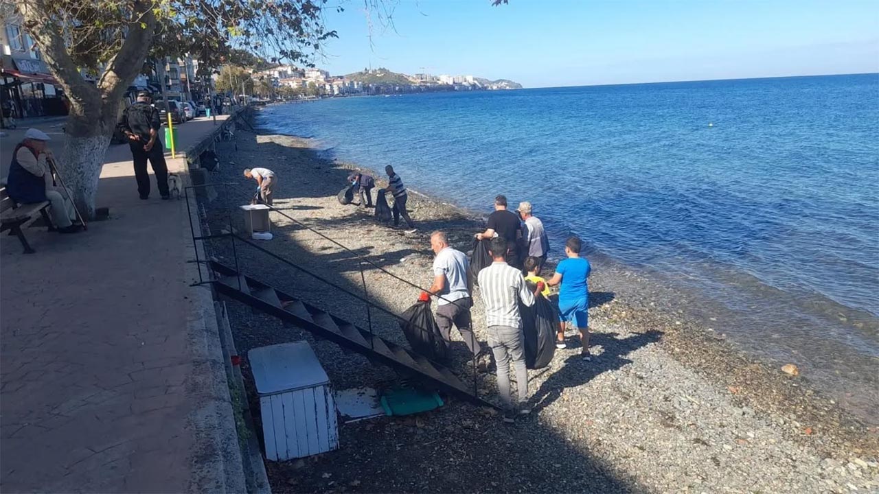 Yalova Cinarcik Temizlik Gunu Sahil (1)