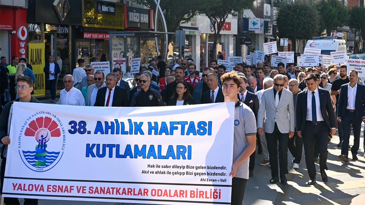 Yalova Esnaf Sanatkarlar Odalari Birligi Yesop Baskan Ahilik Hafta Etkinlikler Tesekkur (1)