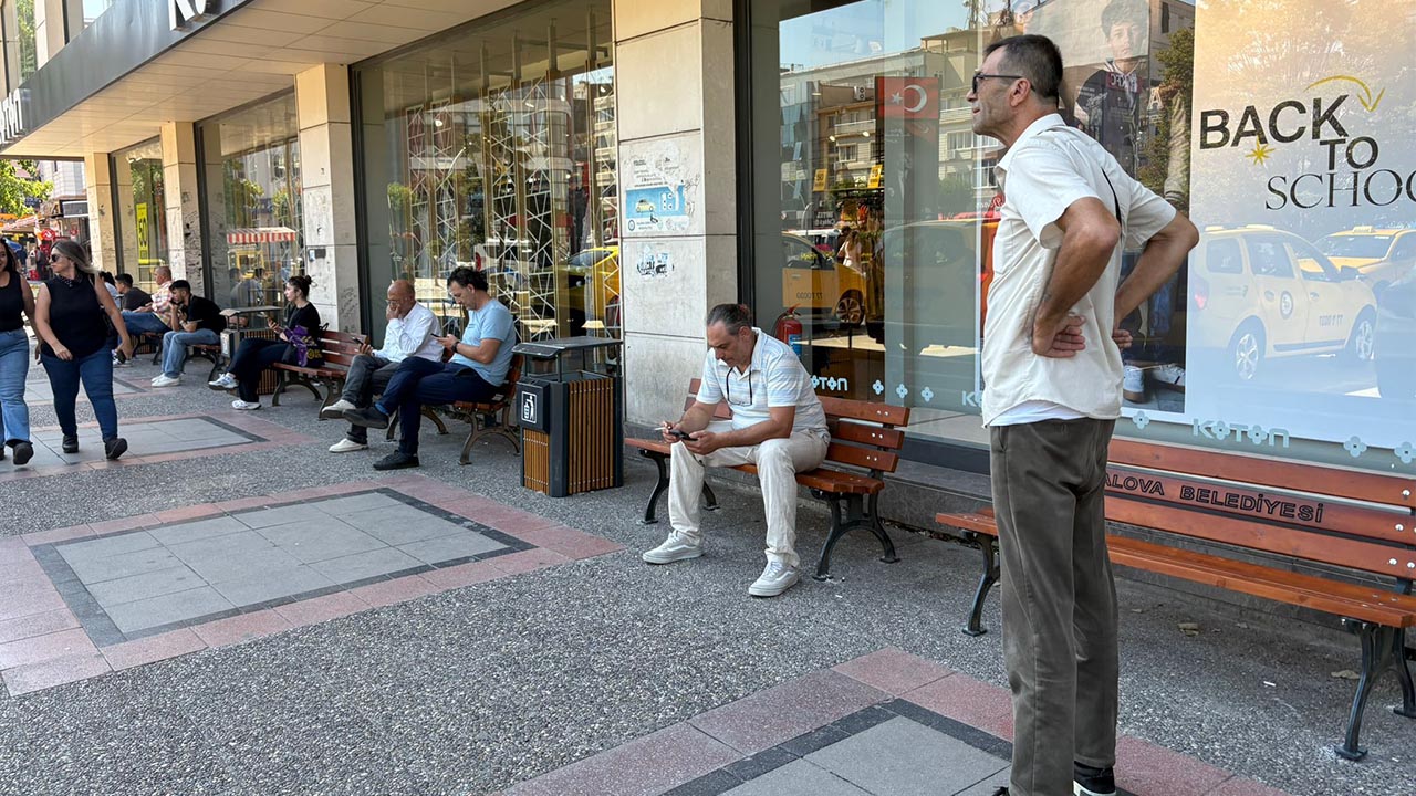 Yalova Gazipasa Caddesi Bank Konuldu (3)