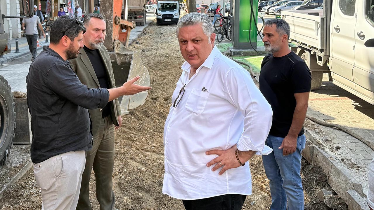 Yalova Istiklal Caddesi Yol Genisletme Calismasi (3)