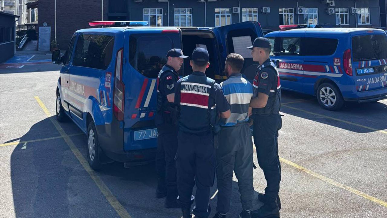 Yalova Jandarma Komutanlik Firari Sahis Kesinlesmis Hapis Cezasi Yakalama (1)