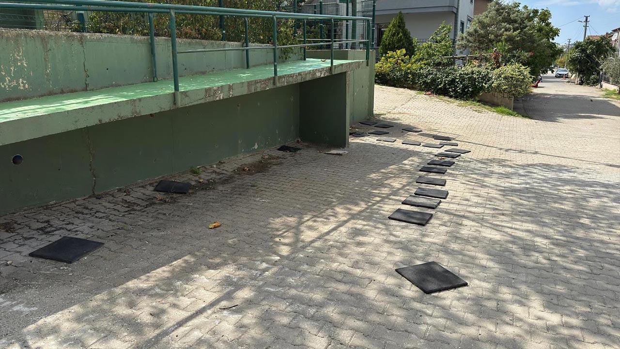 Yalova Kadikoy Park Hasar (3)