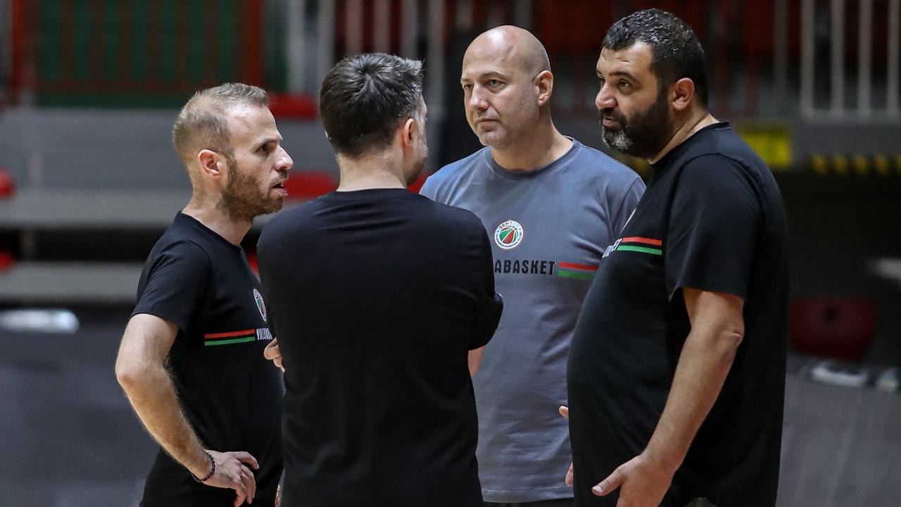 Yalova Turkiye Sigorta Basketbola Acilis Mac Semt77 Finalspor (1)