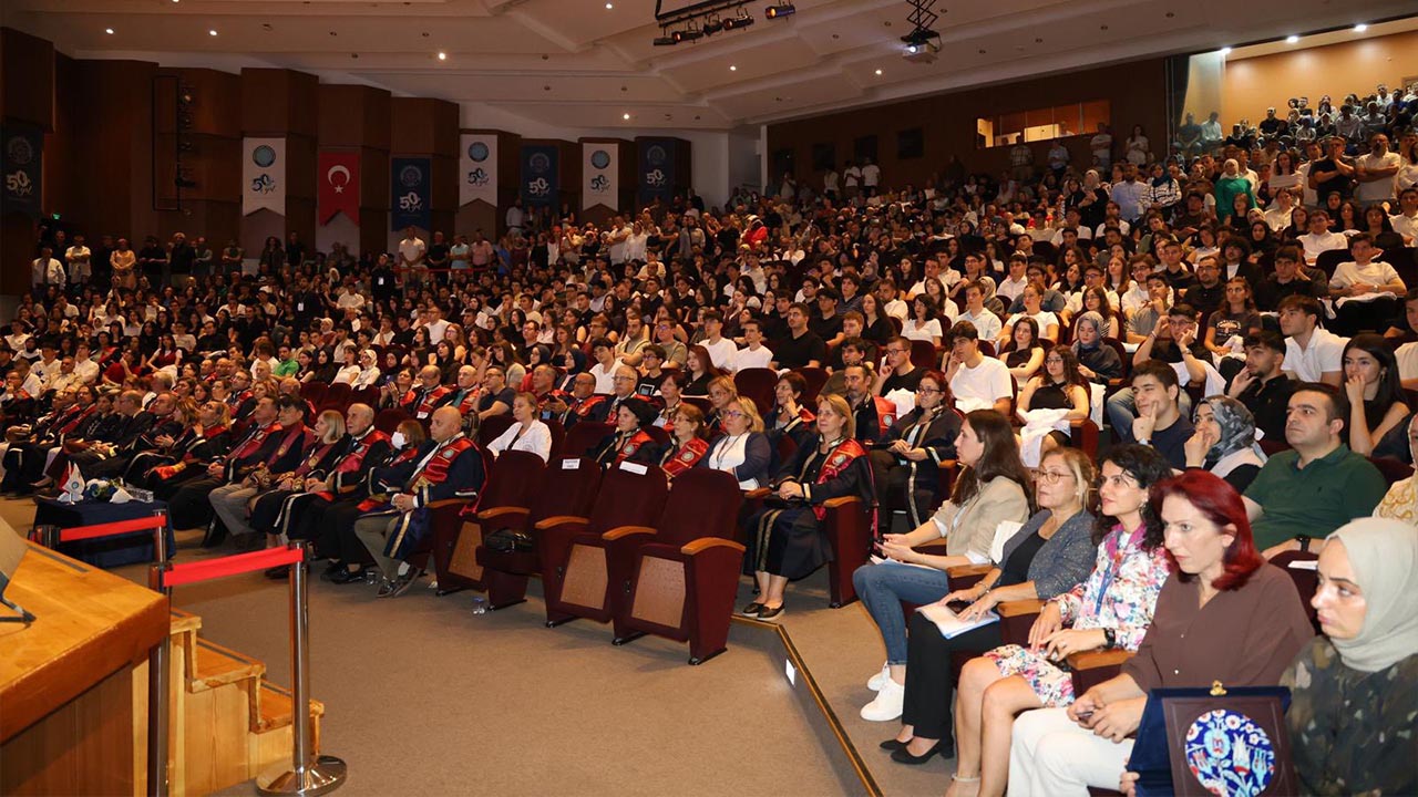 Yalova Universite Uludag Tip Fakulte Beyaz Onluk Giyme Toren (1)