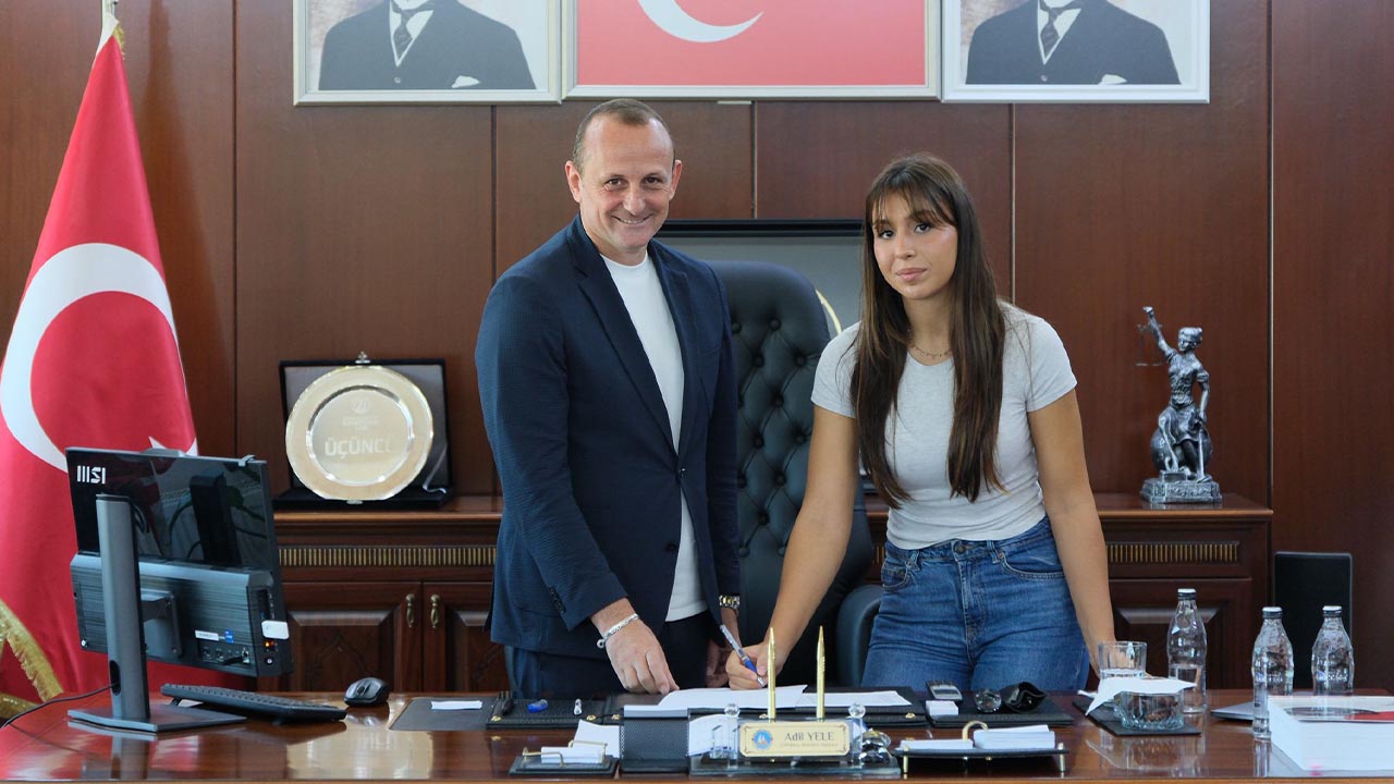 Çi̇ftli̇kköy’de Voleybol Ateşi̇ (10)
