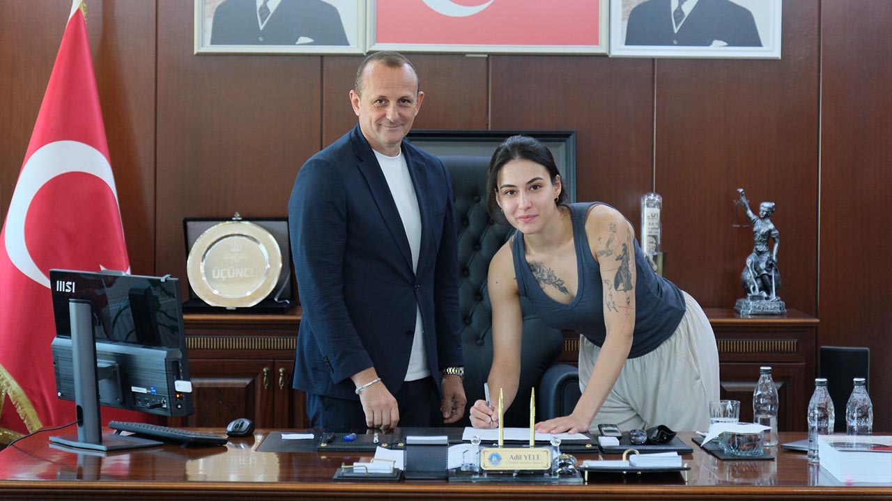 Çi̇ftli̇kköy’de Voleybol Ateşi̇ (20)