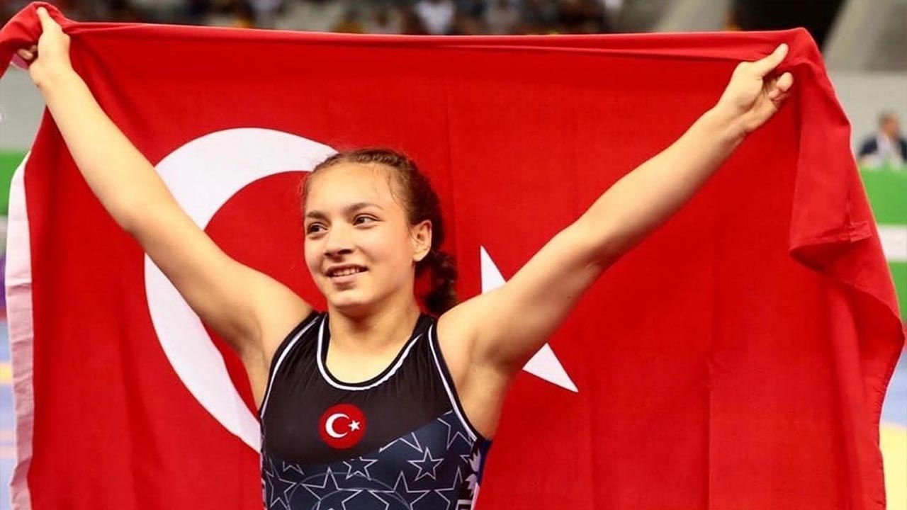 Emine Çakmak Dünya Şampiyonası’nda Ter Dökecek (1)