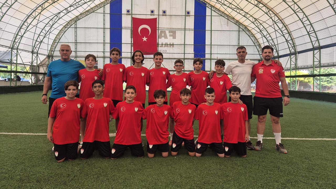 Yalova Fk Gelişim Liglerinde Sahaya Çıkıyor (2)
