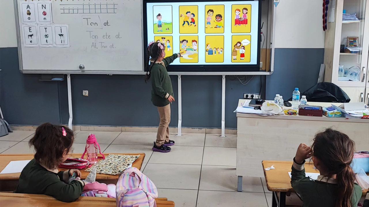 Armutlu’da Öğrencilere “Etik Davranış” Eğitimi (2)