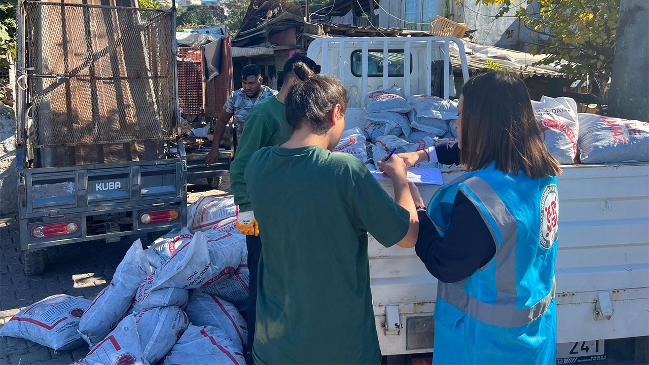 Bağlarbaşı’nda Kış Yardımı Başladı (2)