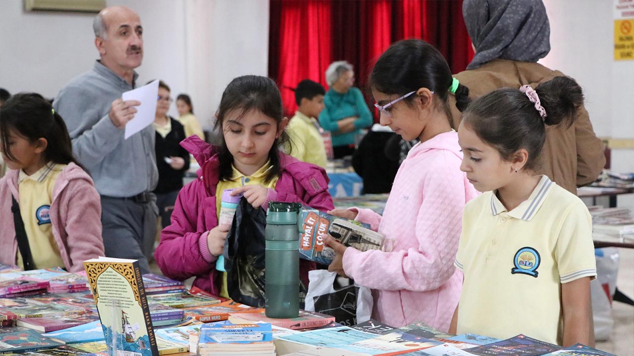 Çiftlikköy'de 3. Kitap Günleri Başladı (4)