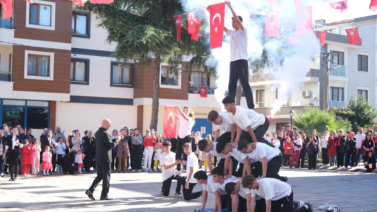 Çiftlikköy’de Cumhuriyetin 102. Yıl Coşkusu (6)
