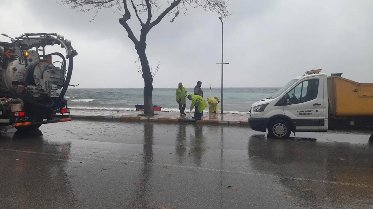 Çınarcık’ta Yağmur Mesaisi (4)