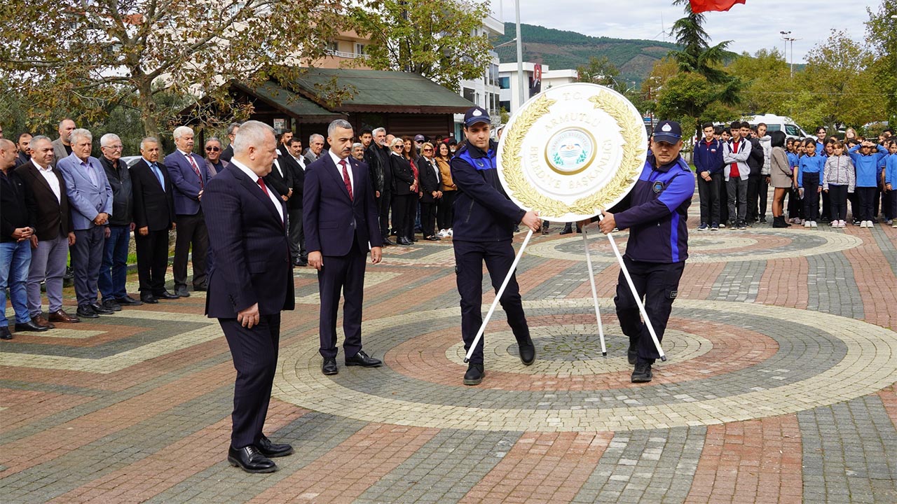 Cumhuriyet Coşkusu Armutlu’yu Sardı (2)