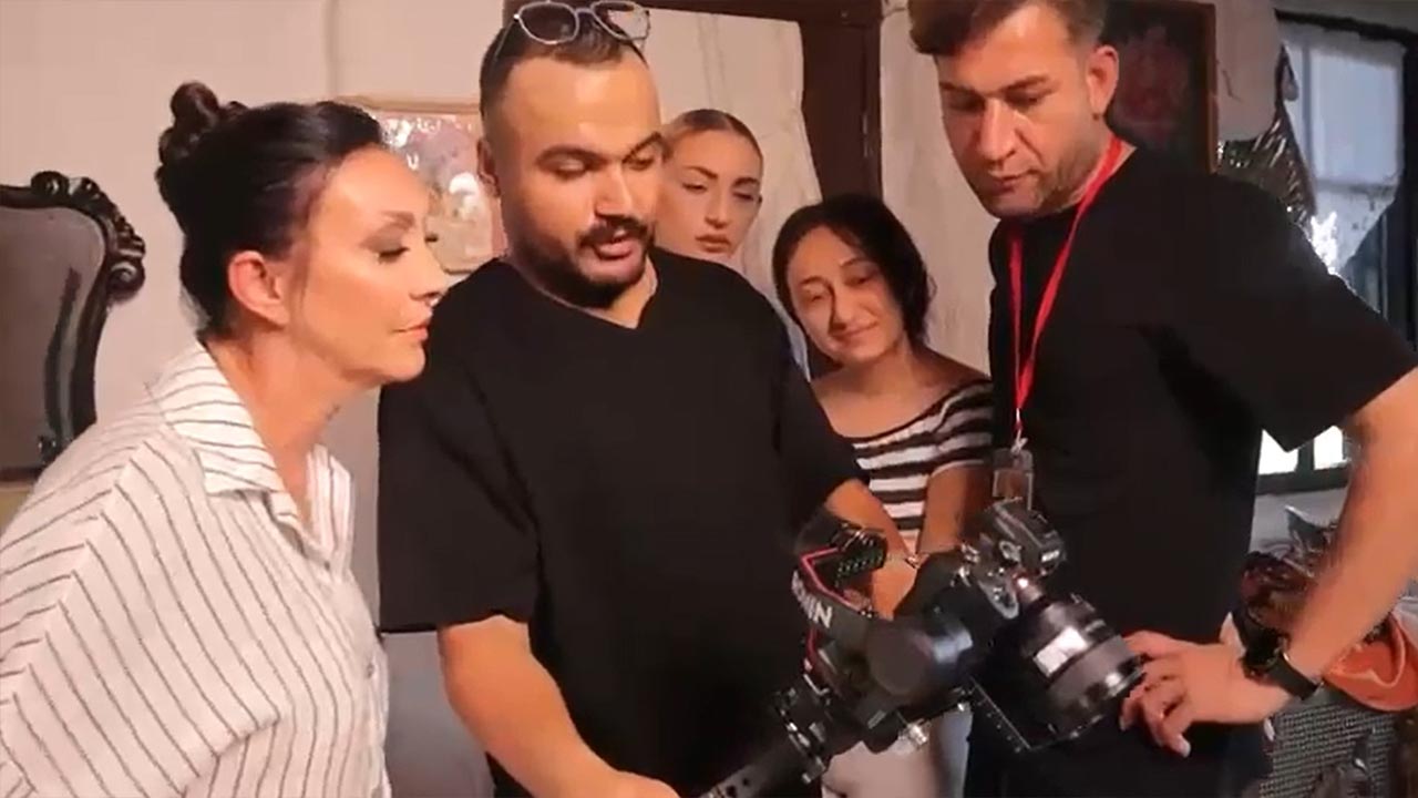 Güllü'nün Son Klibinin Kamera Arkası Görüntüleri Ortaya Çıktı (2)