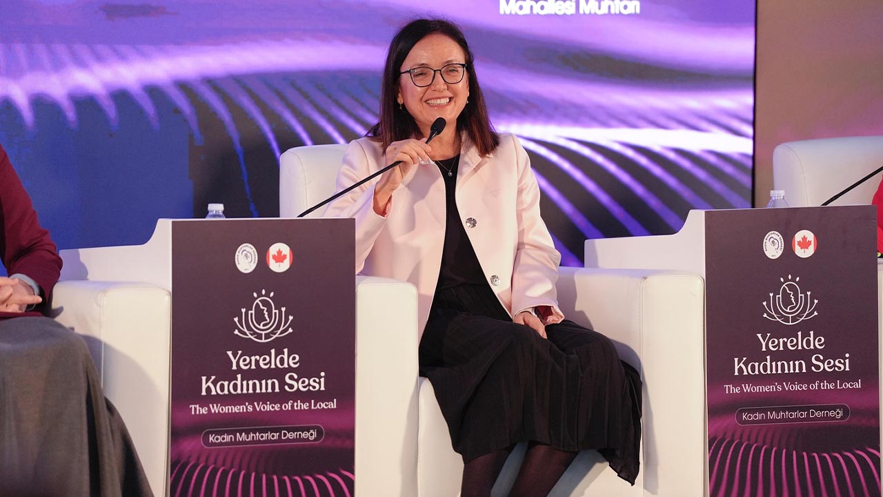 Kadın Valiler Muhtarlarla Buluştu (3)