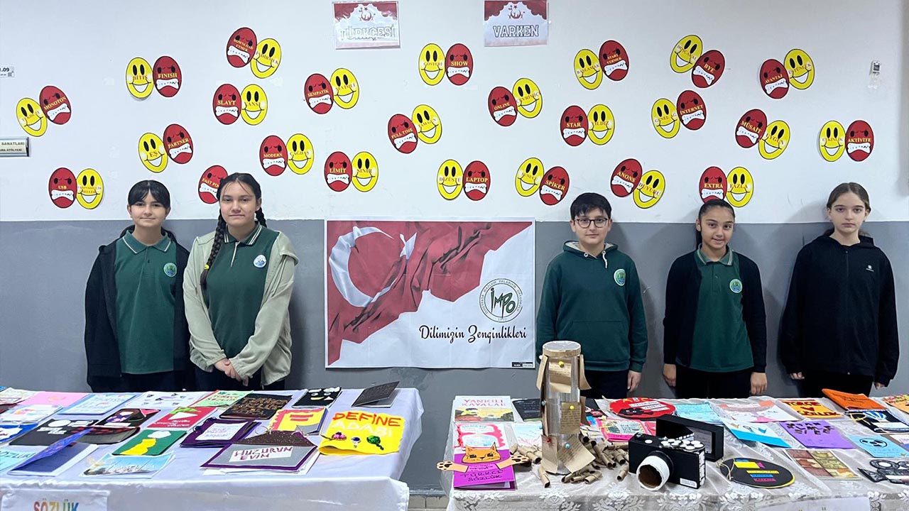 Öğrencilerin Üretimleri Sergide Görücüye Çıktı (2)