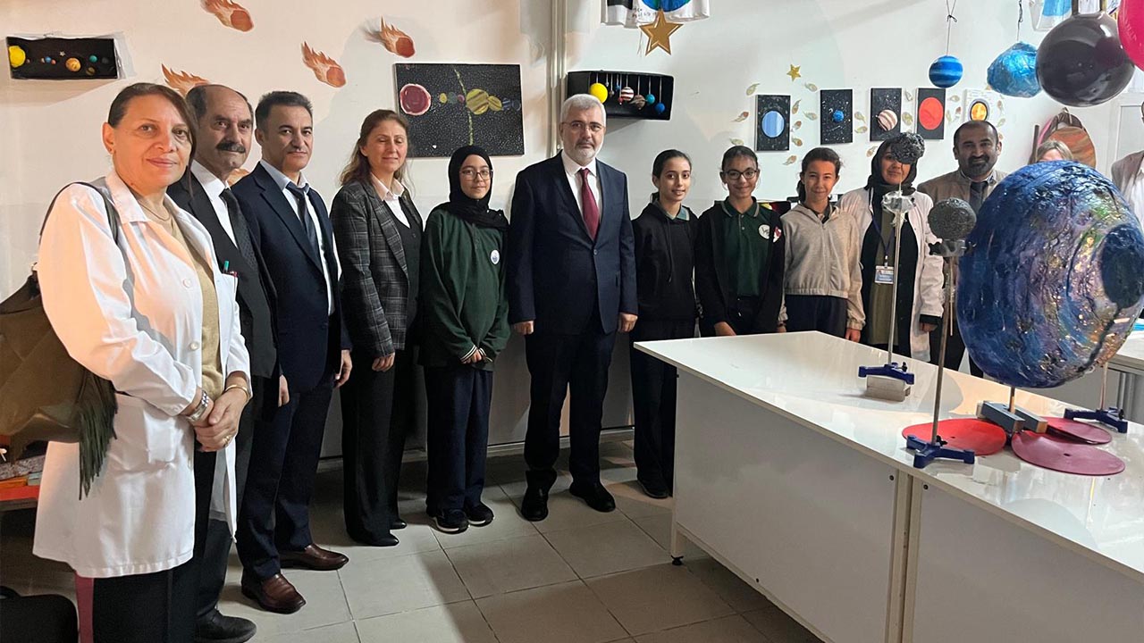 Öğrencilerin Üretimleri Sergide Görücüye Çıktı (3)