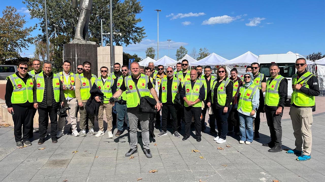 Türkiye'de Ve Dünyada Bir Ilk...gönüllü Droncular Hayat Kurtarmak Için Havada (1)