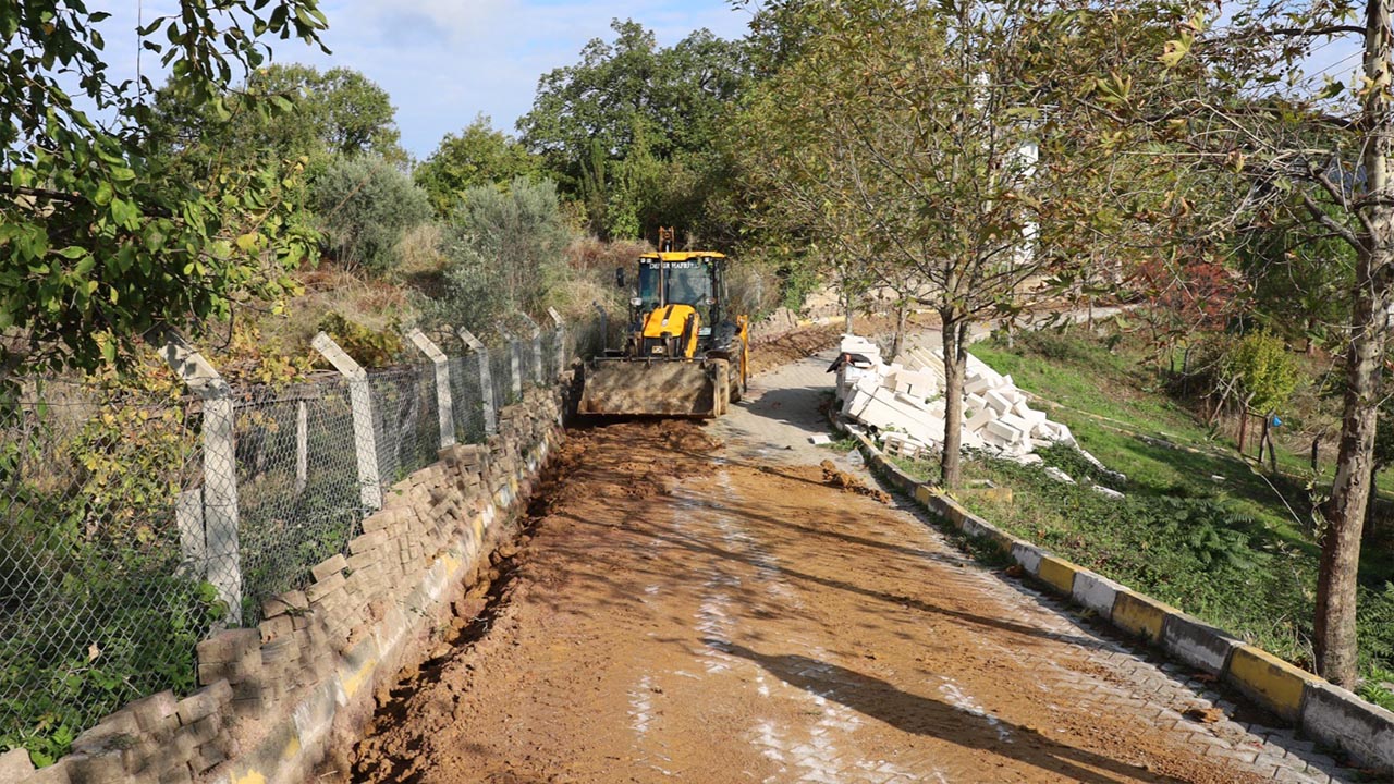 Üvezpınar’da Altyapı Yatırımı Sürüyor (4)