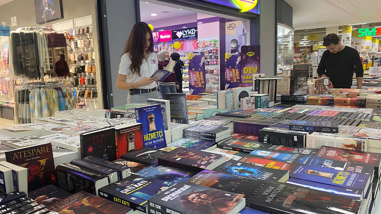 Vega Avm’de Kitap Fuarı Başladı (3)