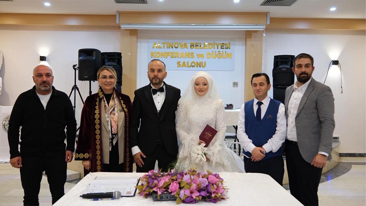 Yalova Altinova Yasemin Fazlaca Nikah Kiydi (1)-1