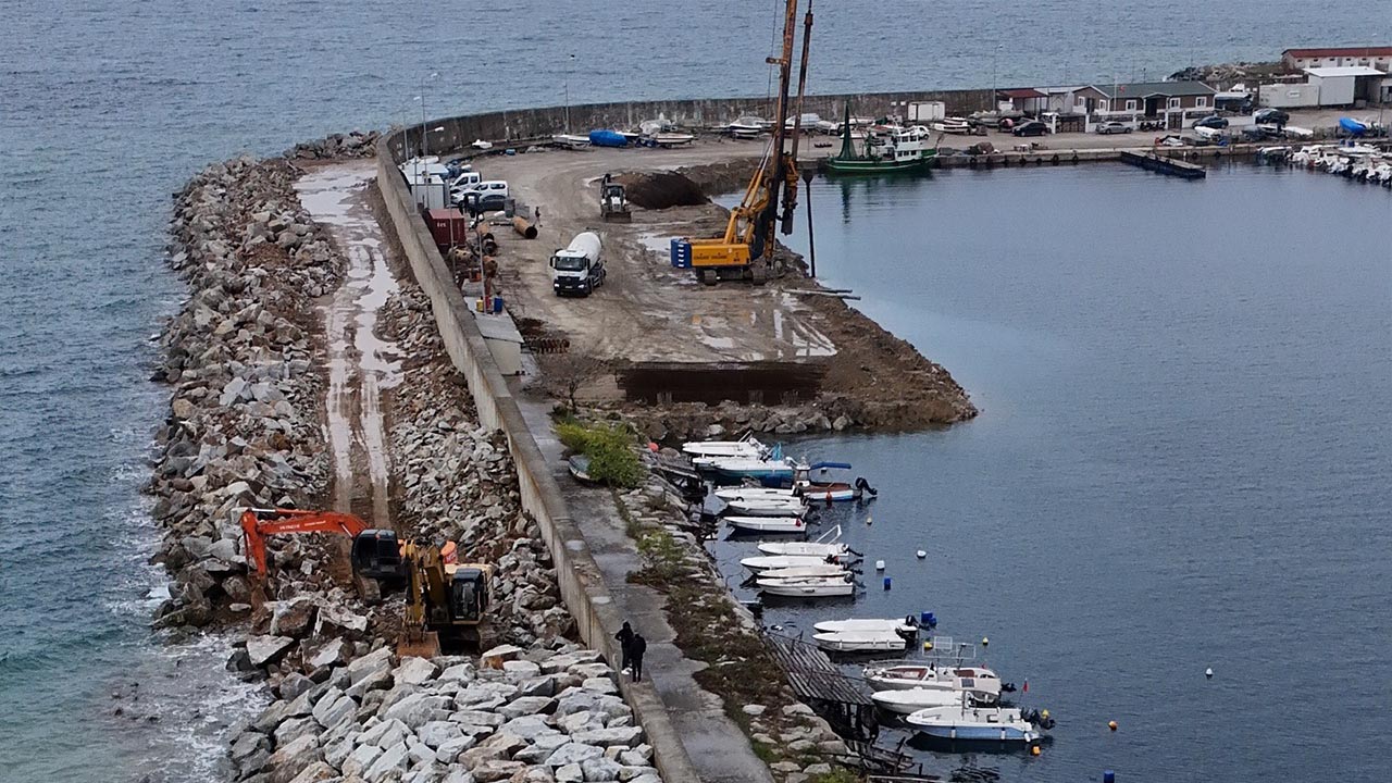 Yalova Armutlu Ulastirma Altyapi Ekipler Liman Tamir Firtina Calisma (3)